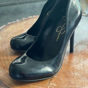 Jessica Simpson Black Patent Round-Toe High Heels